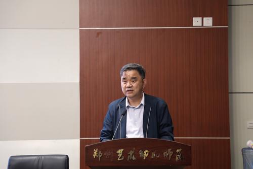 副校级干部赵泳江就下一阶段教师综合能力培训提出具体要求
