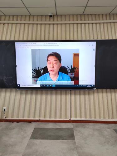 优秀德育工作者分享自己的工作经验和心得