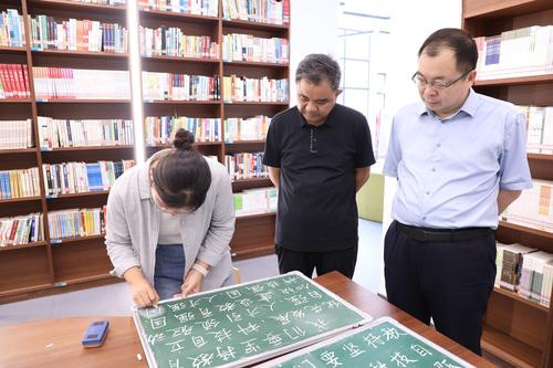 5党委副书记段红军、副校级干部赵泳江到场指导比赛工作