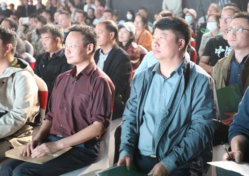 2学校党委书记、校长宋志强等领导出席本次活动
