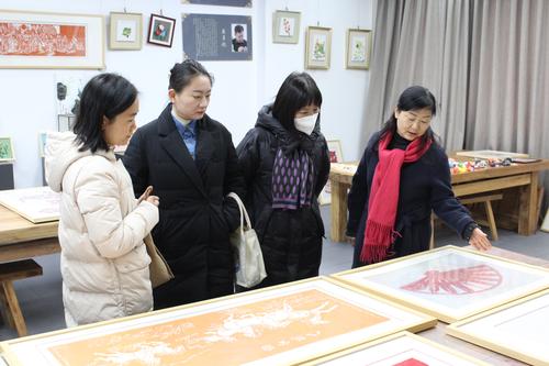 3讲解剪纸优秀作品《一页郑州》