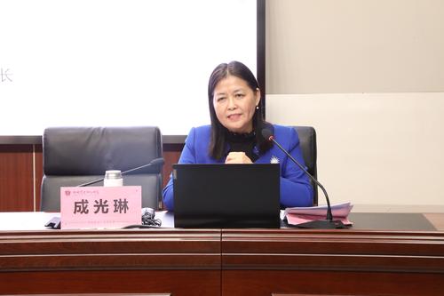 3.河南省教育科学规划与评估院院长成光琳开班仪式上发言