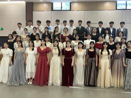 学生合照