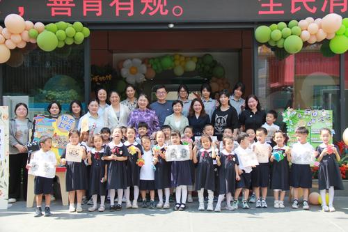 1郑州艺术幼儿师范学校开展校园非遗传承共建活动