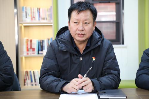 12学校党委书记周卫红做总结发言