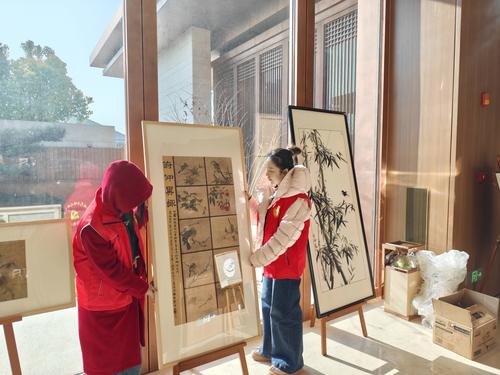 党员教师布展4 党员教师布展4
