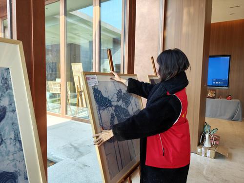 党员教师布展5 党员教师布展5