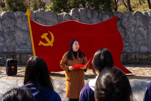 3-团委书记刘婷学前嘱咐