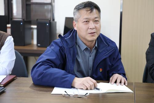 10副校长路青立结合分管工作提出工作意见