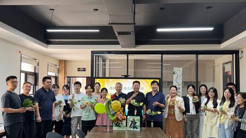 1郑州艺术幼儿师范学校开展“我们的节日·端午”主题团日活动(1)
